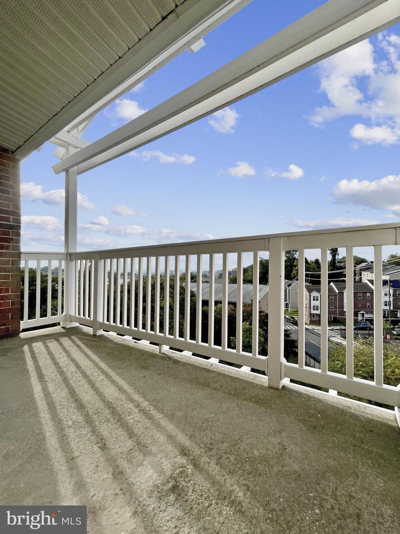2607 DOUGLASS RD SE #402, WASHINGTON, District Of Columbia 20020, 2 Bedrooms Bedrooms, ,2 BathroomsBathrooms,Residential,For sale,2607 DOUGLASS RD SE #402,DCDC2225126 MLS # DCDC2225126