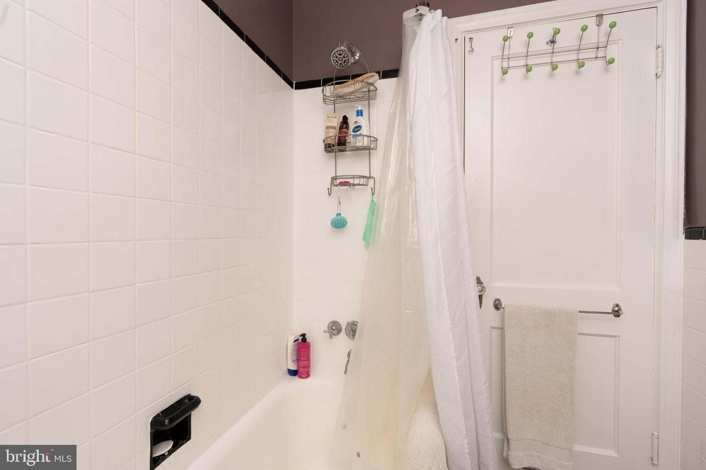 5413 31ST ST NW, WASHINGTON, District Of Columbia 20015, 4 Bedrooms Bedrooms, ,2 BathroomsBathrooms,Residential,For sale,5413 31ST ST NW,DCDC2225154 MLS # DCDC2225154