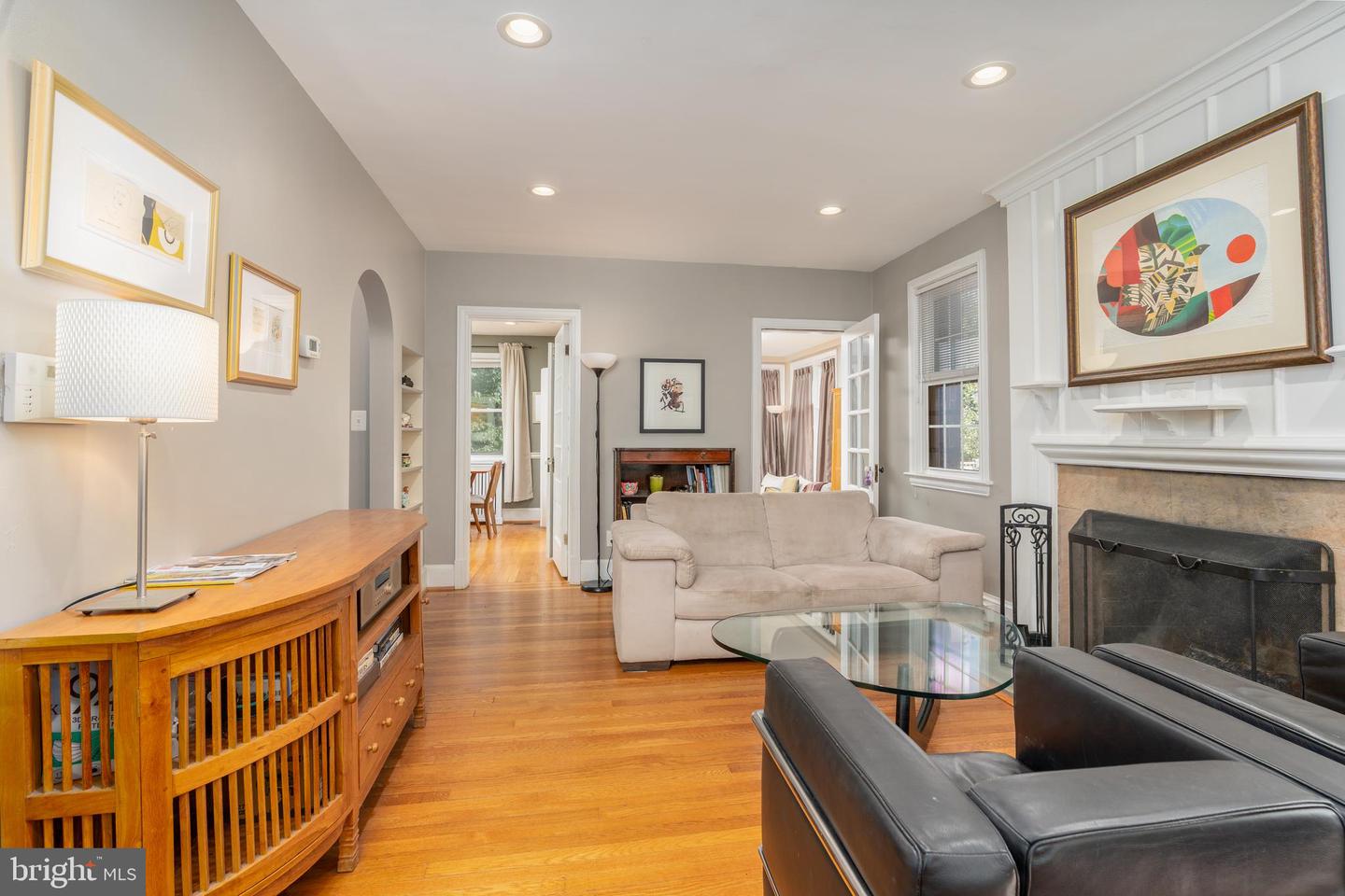 5413 31ST ST NW, WASHINGTON, District Of Columbia 20015, 4 Bedrooms Bedrooms, ,2 BathroomsBathrooms,Residential,For sale,5413 31ST ST NW,DCDC2225154 MLS # DCDC2225154