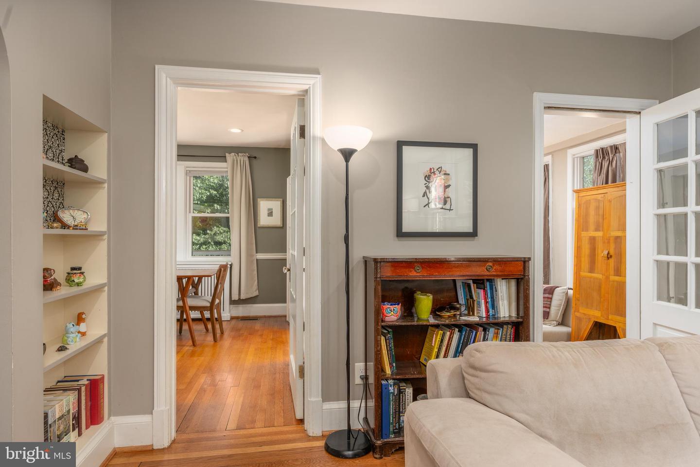 5413 31ST ST NW, WASHINGTON, District Of Columbia 20015, 4 Bedrooms Bedrooms, ,2 BathroomsBathrooms,Residential,For sale,5413 31ST ST NW,DCDC2225154 MLS # DCDC2225154