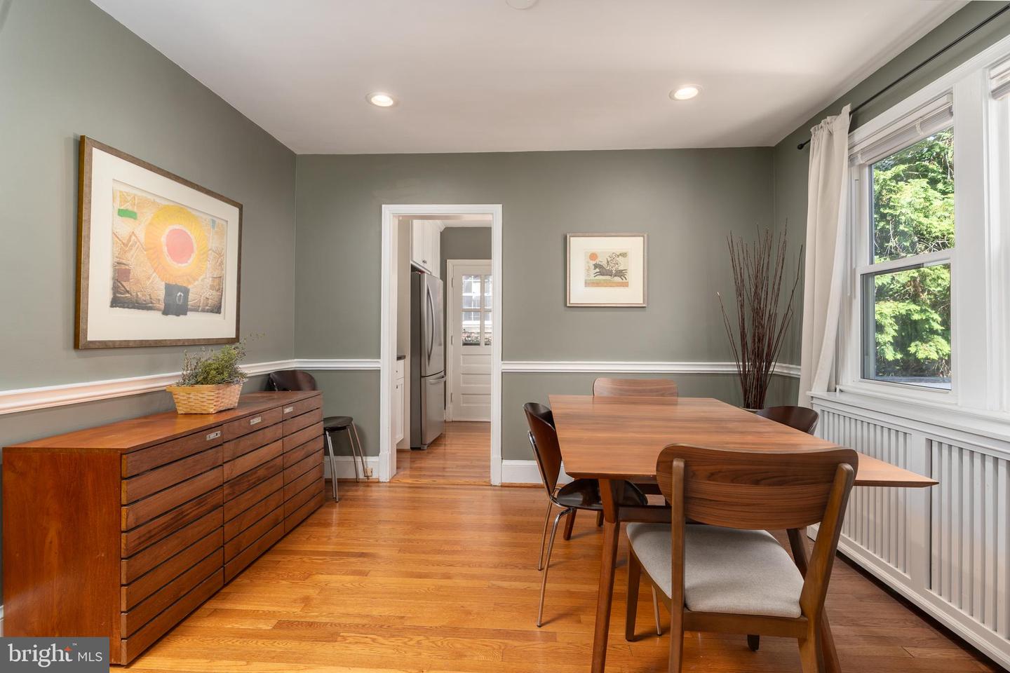 5413 31ST ST NW, WASHINGTON, District Of Columbia 20015, 4 Bedrooms Bedrooms, ,2 BathroomsBathrooms,Residential,For sale,5413 31ST ST NW,DCDC2225154 MLS # DCDC2225154
