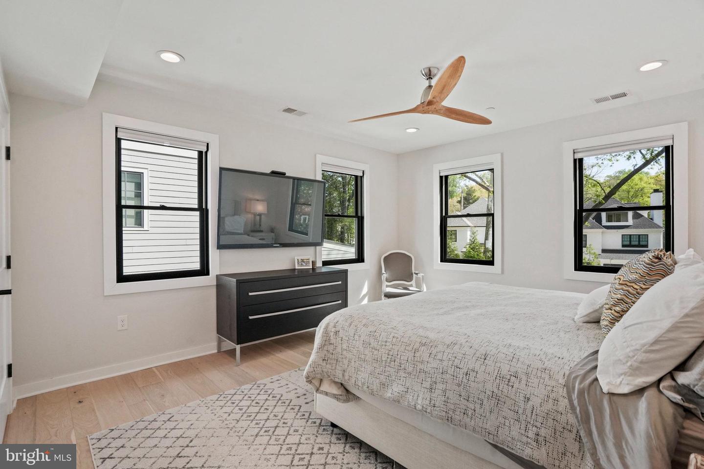 5711 POTOMAC AVE NW, WASHINGTON, District Of Columbia 20016, 5 Bedrooms Bedrooms, 11 Rooms Rooms,5 BathroomsBathrooms,Residential,For sale,5711 POTOMAC AVE NW,DCDC2224998 MLS # DCDC2224998