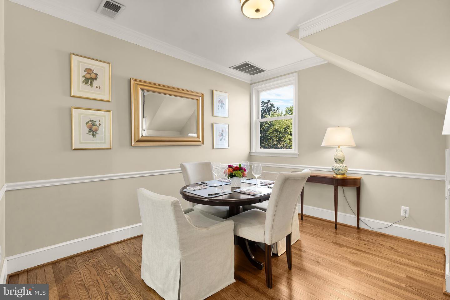 1055 N STAFFORD ST, ARLINGTON, Virginia 22201, 3 Bedrooms Bedrooms, ,2 BathroomsBathrooms,Residential,For sale,1055 N STAFFORD ST,VAAR2064420 MLS # VAAR2064420
