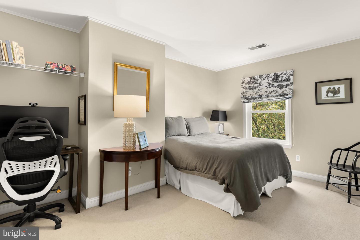 1055 N STAFFORD ST, ARLINGTON, Virginia 22201, 3 Bedrooms Bedrooms, ,2 BathroomsBathrooms,Residential,For sale,1055 N STAFFORD ST,VAAR2064420 MLS # VAAR2064420