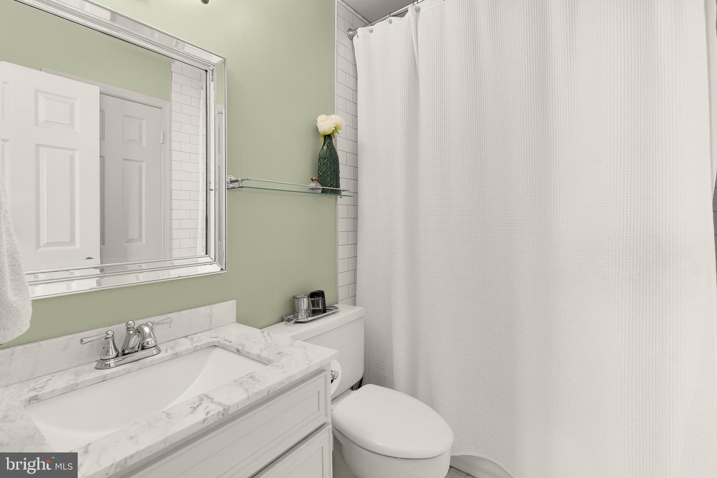 1055 N STAFFORD ST, ARLINGTON, Virginia 22201, 3 Bedrooms Bedrooms, ,2 BathroomsBathrooms,Residential,For sale,1055 N STAFFORD ST,VAAR2064420 MLS # VAAR2064420