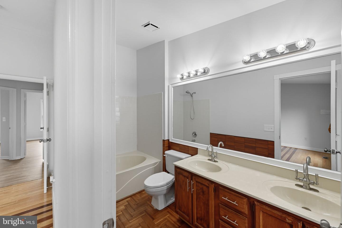 13000 TORY LOOP, WOODBRIDGE, Virginia 22192, 3 Bedrooms Bedrooms, ,3 BathroomsBathrooms,Residential,For sale,13000 TORY LOOP,VAPW2105284 MLS # VAPW2105284