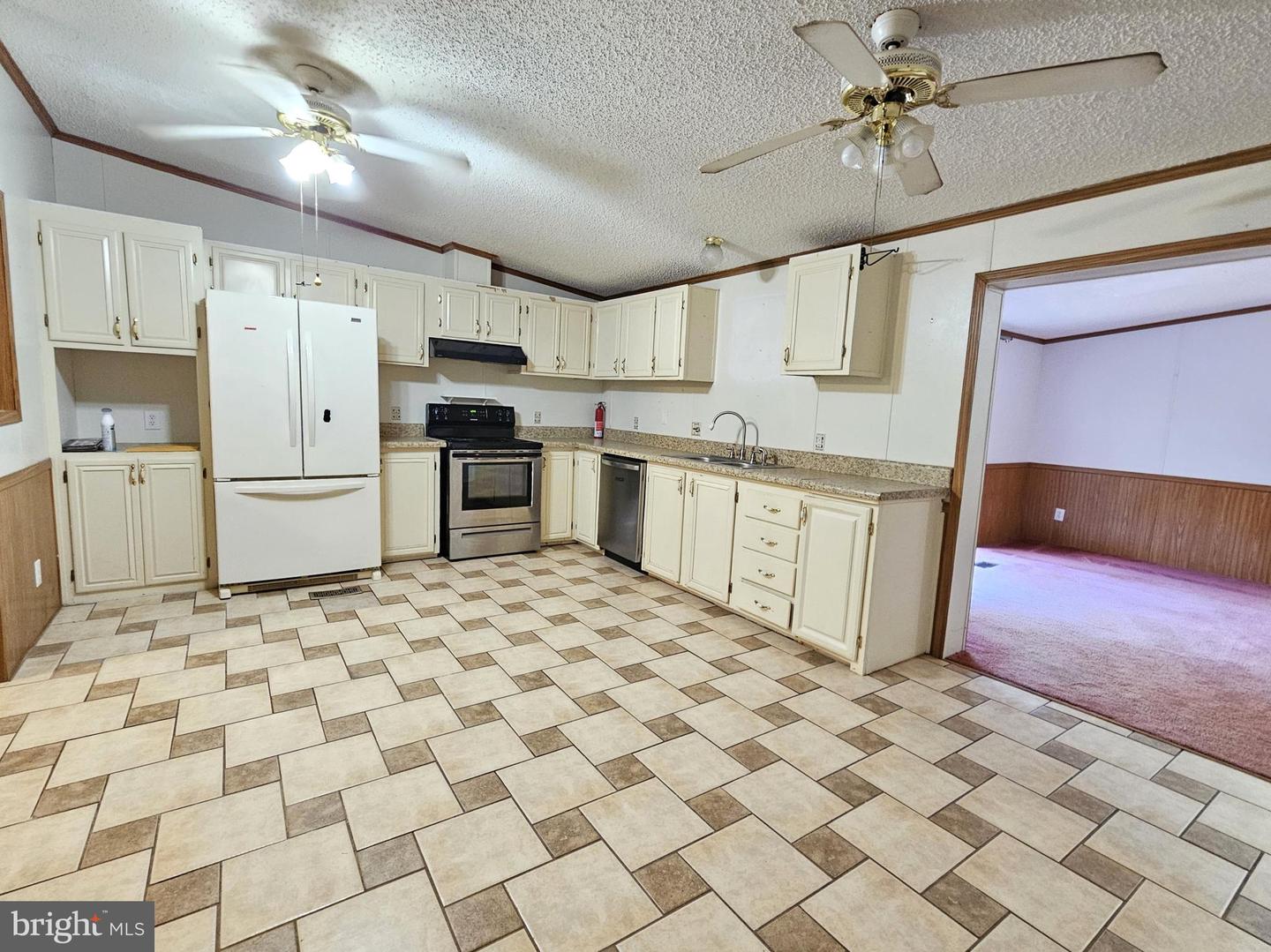 7962 FIVE FORKS RD, PAMPLIN, Virginia 23958, 3 Bedrooms Bedrooms, 8 Rooms Rooms,2 BathroomsBathrooms,Residential,For sale,7962 FIVE FORKS RD,VAPE2000108 MLS # VAPE2000108