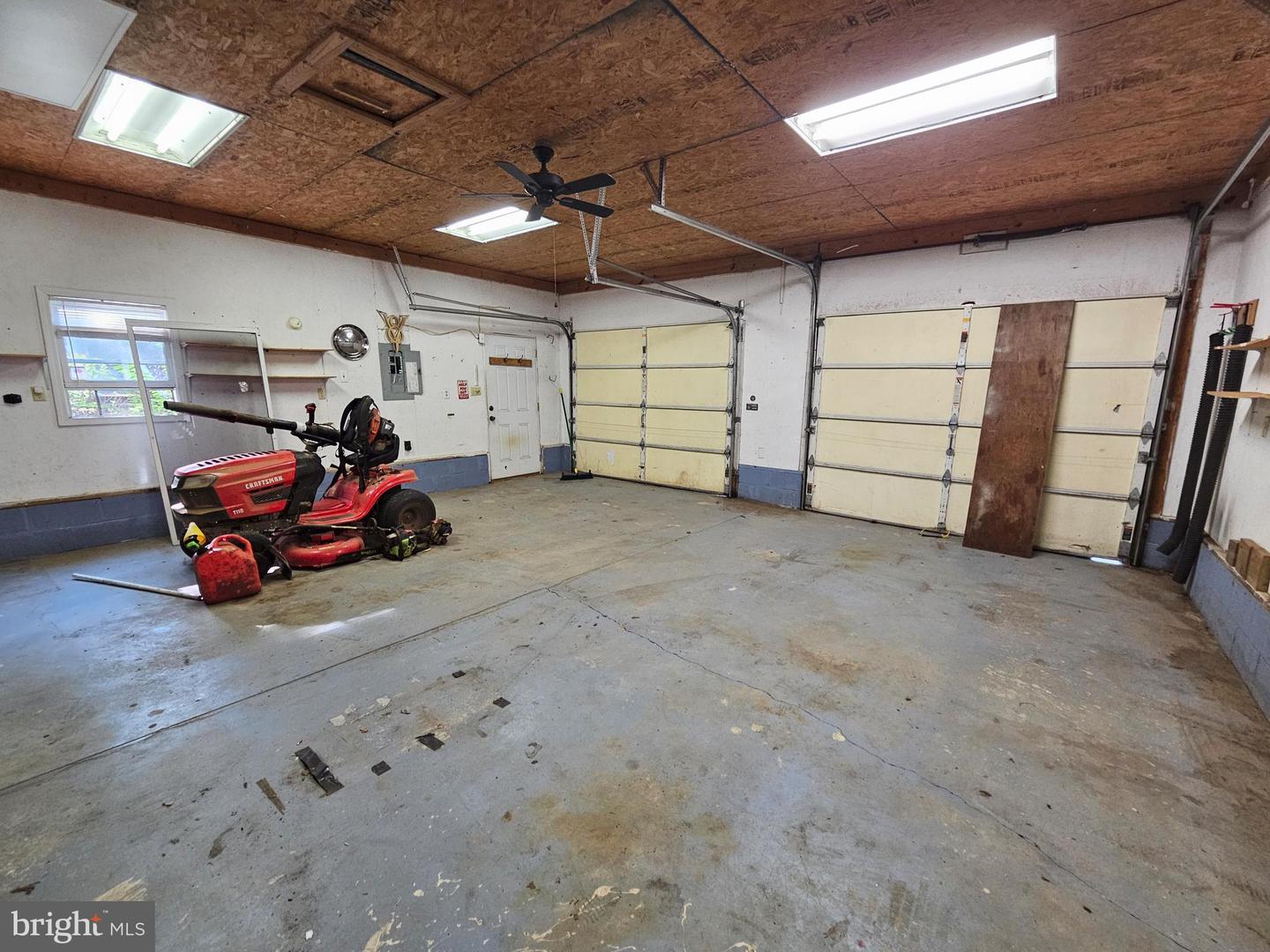 7962 FIVE FORKS RD, PAMPLIN, Virginia 23958, 3 Bedrooms Bedrooms, 8 Rooms Rooms,2 BathroomsBathrooms,Residential,For sale,7962 FIVE FORKS RD,VAPE2000108 MLS # VAPE2000108