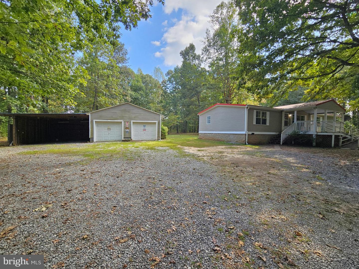 7962 FIVE FORKS RD, PAMPLIN, Virginia 23958, 3 Bedrooms Bedrooms, 8 Rooms Rooms,2 BathroomsBathrooms,Residential,For sale,7962 FIVE FORKS RD,VAPE2000108 MLS # VAPE2000108