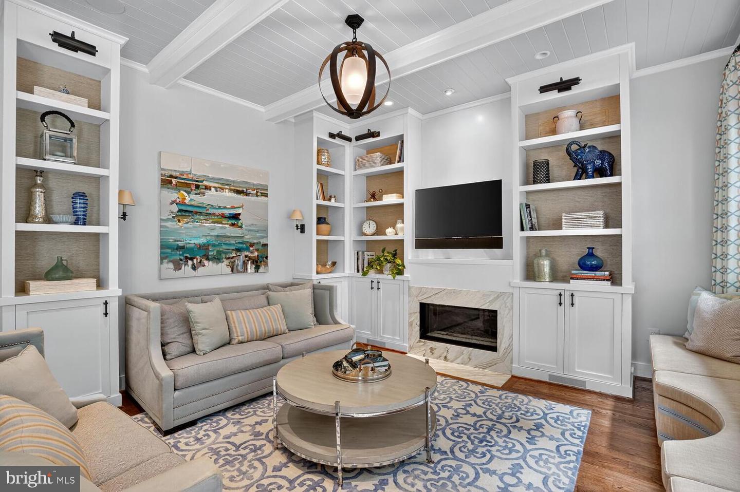 3708 N VERMONT ST N, ARLINGTON, Virginia 22207, 6 Bedrooms Bedrooms, 24 Rooms Rooms,5 BathroomsBathrooms,Residential,For sale,3708 N VERMONT ST N,VAAR2064462 MLS # VAAR2064462