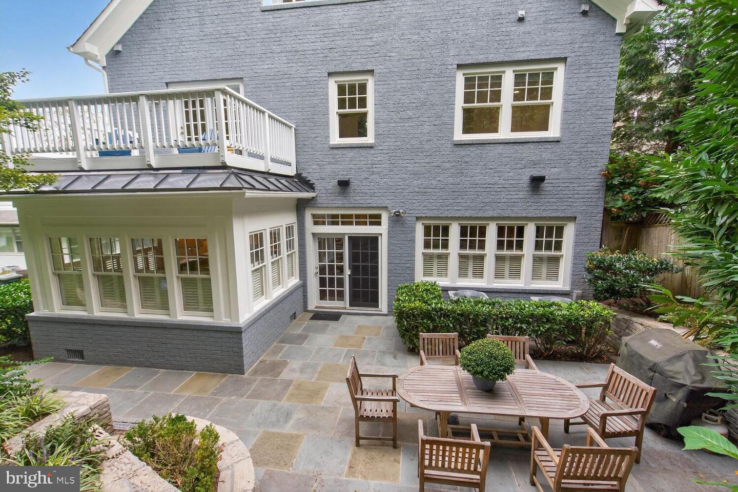 3708 N VERMONT ST N, ARLINGTON, Virginia 22207, 6 Bedrooms Bedrooms, 24 Rooms Rooms,5 BathroomsBathrooms,Residential,For sale,3708 N VERMONT ST N,VAAR2064462 MLS # VAAR2064462