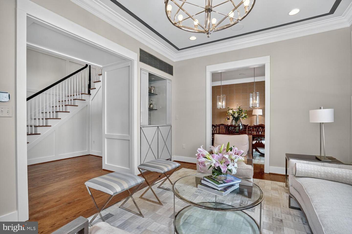 3708 N VERMONT ST N, ARLINGTON, Virginia 22207, 6 Bedrooms Bedrooms, 24 Rooms Rooms,5 BathroomsBathrooms,Residential,For sale,3708 N VERMONT ST N,VAAR2064462 MLS # VAAR2064462