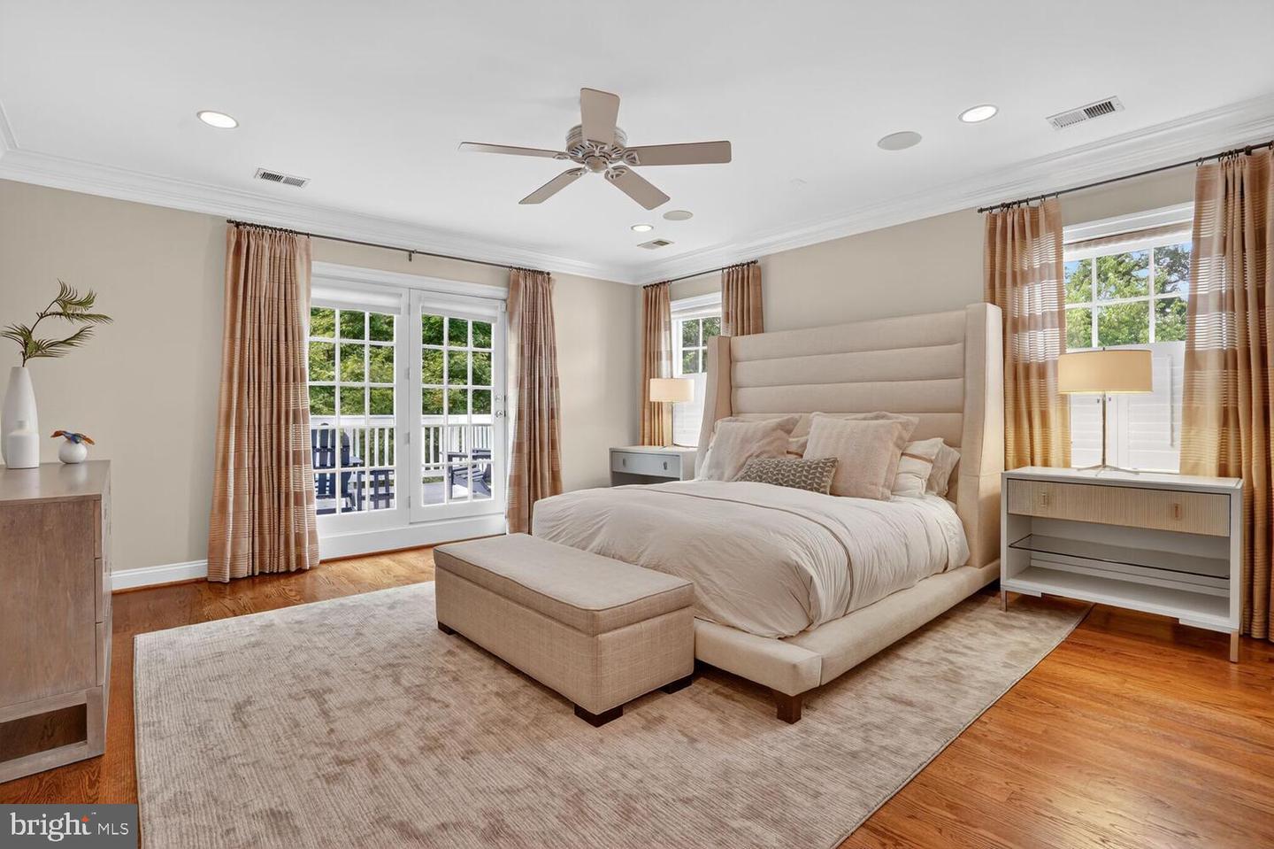 3708 N VERMONT ST N, ARLINGTON, Virginia 22207, 6 Bedrooms Bedrooms, 24 Rooms Rooms,5 BathroomsBathrooms,Residential,For sale,3708 N VERMONT ST N,VAAR2064462 MLS # VAAR2064462
