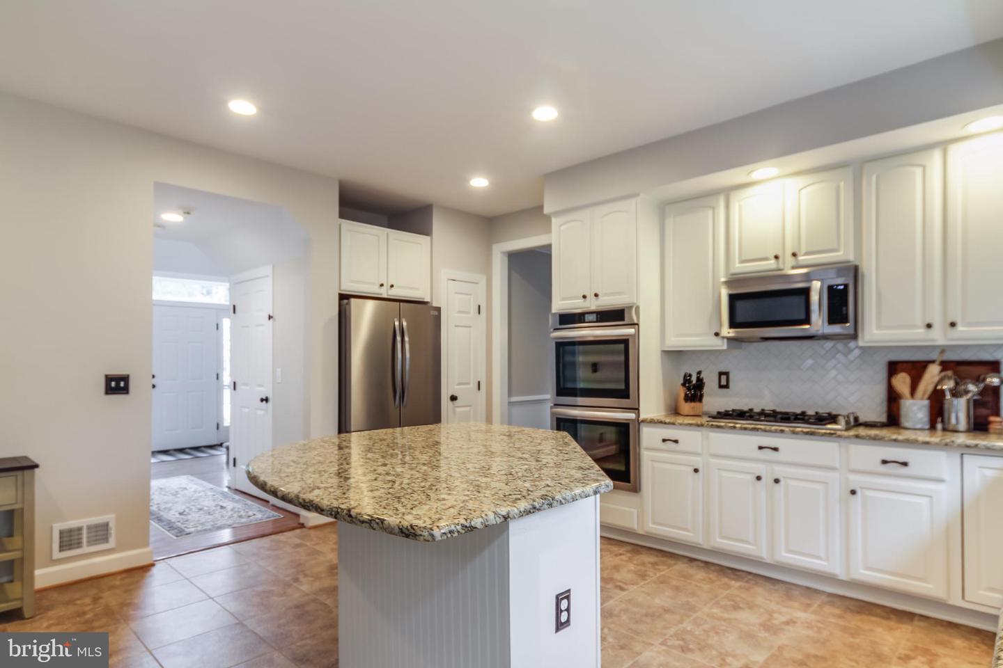 13183 RETTEW DR, MANASSAS, Virginia 20112, 4 Bedrooms Bedrooms, 20 Rooms Rooms,3 BathroomsBathrooms,Residential,For sale,13183 RETTEW DR,VAPW2105320 MLS # VAPW2105320