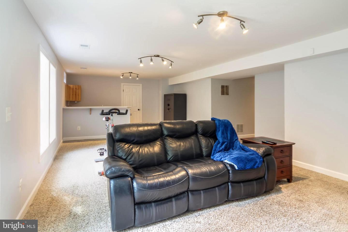13183 RETTEW DR, MANASSAS, Virginia 20112, 4 Bedrooms Bedrooms, 20 Rooms Rooms,3 BathroomsBathrooms,Residential,For sale,13183 RETTEW DR,VAPW2105320 MLS # VAPW2105320