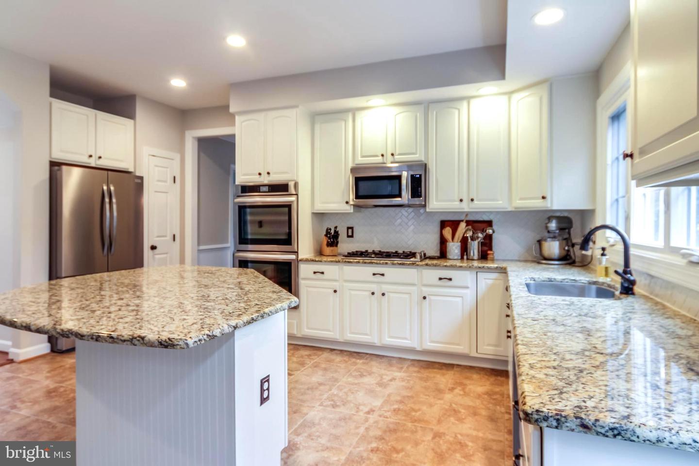 13183 RETTEW DR, MANASSAS, Virginia 20112, 4 Bedrooms Bedrooms, 20 Rooms Rooms,3 BathroomsBathrooms,Residential,For sale,13183 RETTEW DR,VAPW2105320 MLS # VAPW2105320