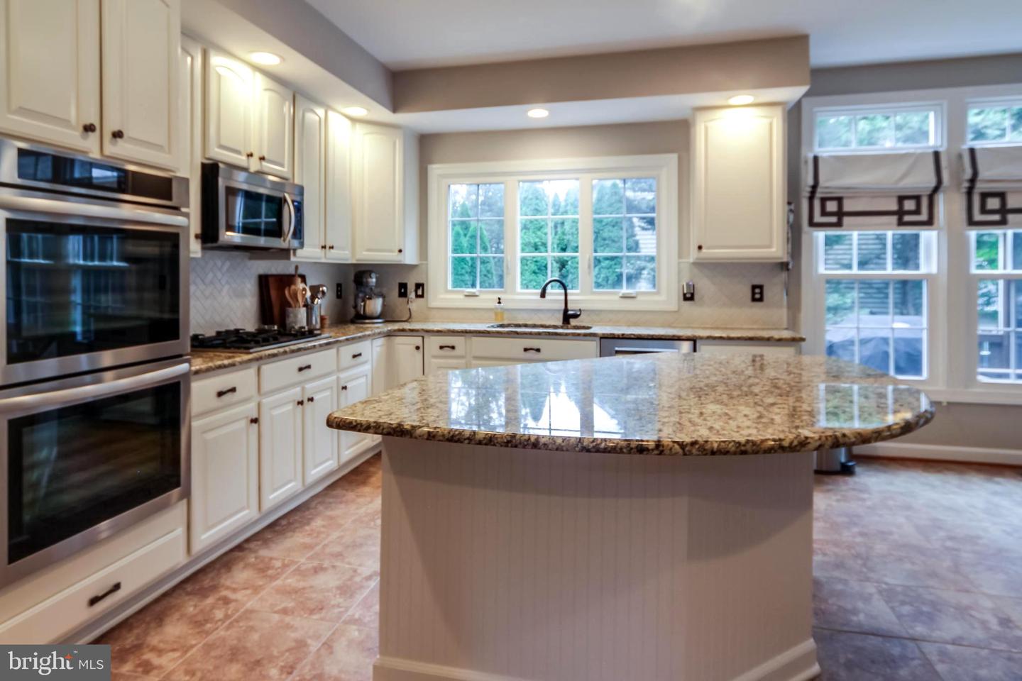 13183 RETTEW DR, MANASSAS, Virginia 20112, 4 Bedrooms Bedrooms, 20 Rooms Rooms,3 BathroomsBathrooms,Residential,For sale,13183 RETTEW DR,VAPW2105320 MLS # VAPW2105320