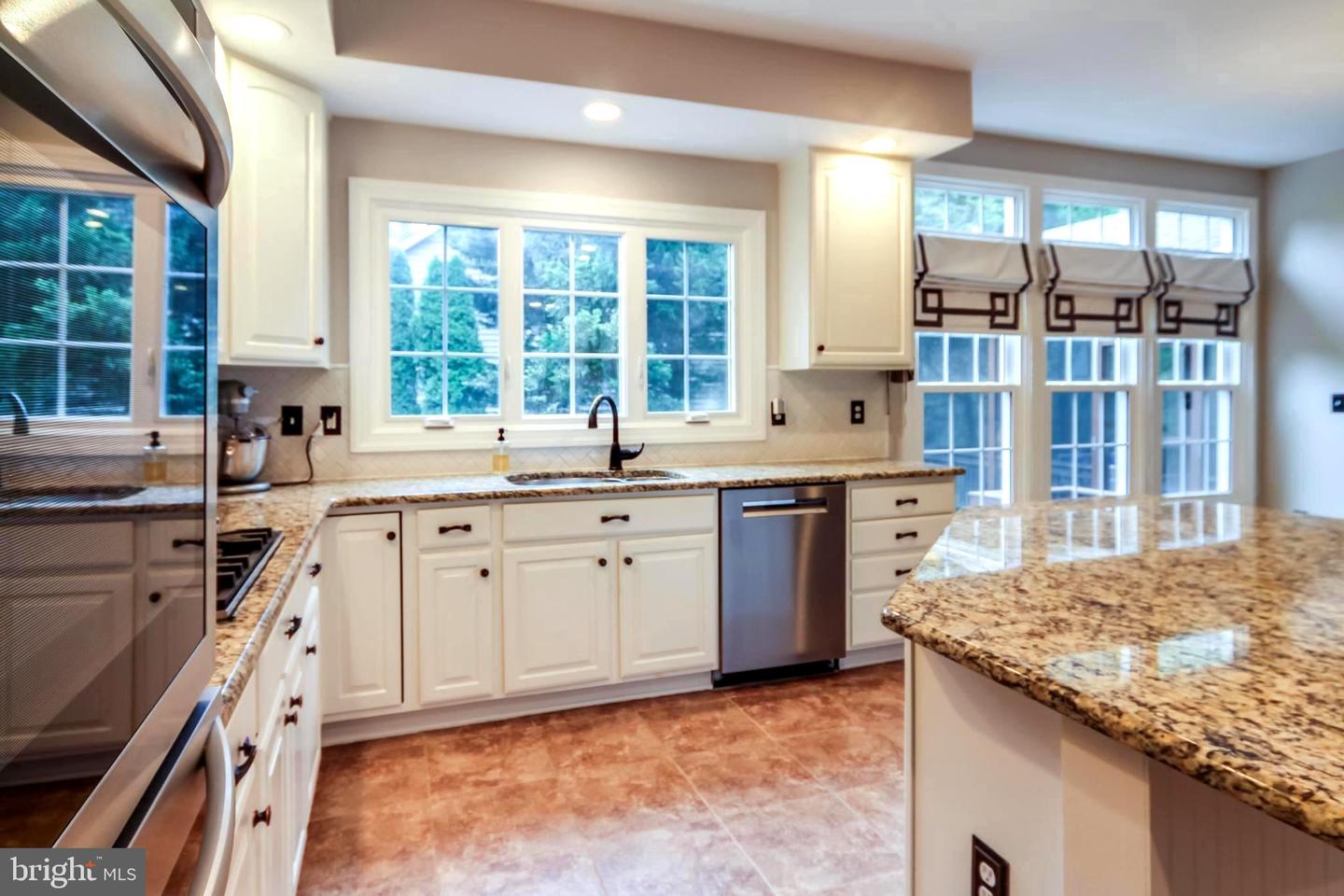 13183 RETTEW DR, MANASSAS, Virginia 20112, 4 Bedrooms Bedrooms, 20 Rooms Rooms,3 BathroomsBathrooms,Residential,For sale,13183 RETTEW DR,VAPW2105320 MLS # VAPW2105320