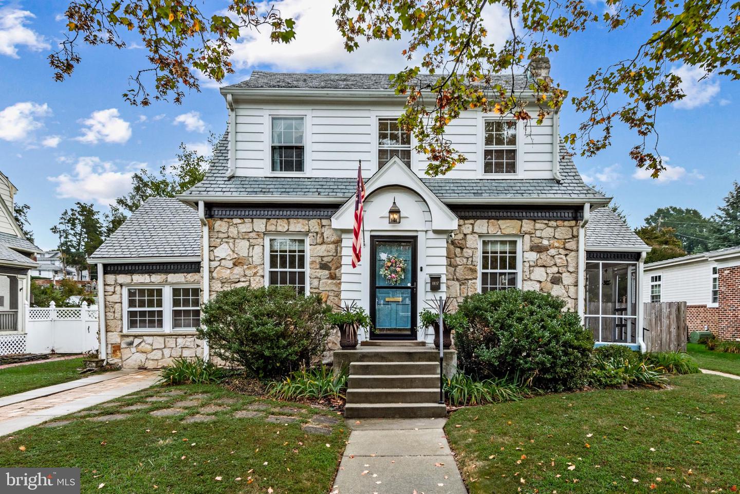 1107 KENMORE AVE, FREDERICKSBURG, Virginia 22401, 4 Bedrooms Bedrooms, 6 Rooms Rooms,1 BathroomBathrooms,Residential,For sale,1107 KENMORE AVE,VAFB2009056 MLS # VAFB2009056