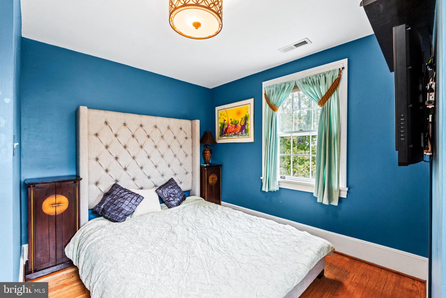 1107 KENMORE AVE, FREDERICKSBURG, Virginia 22401, 4 Bedrooms Bedrooms, 6 Rooms Rooms,1 BathroomBathrooms,Residential,For sale,1107 KENMORE AVE,VAFB2009056 MLS # VAFB2009056
