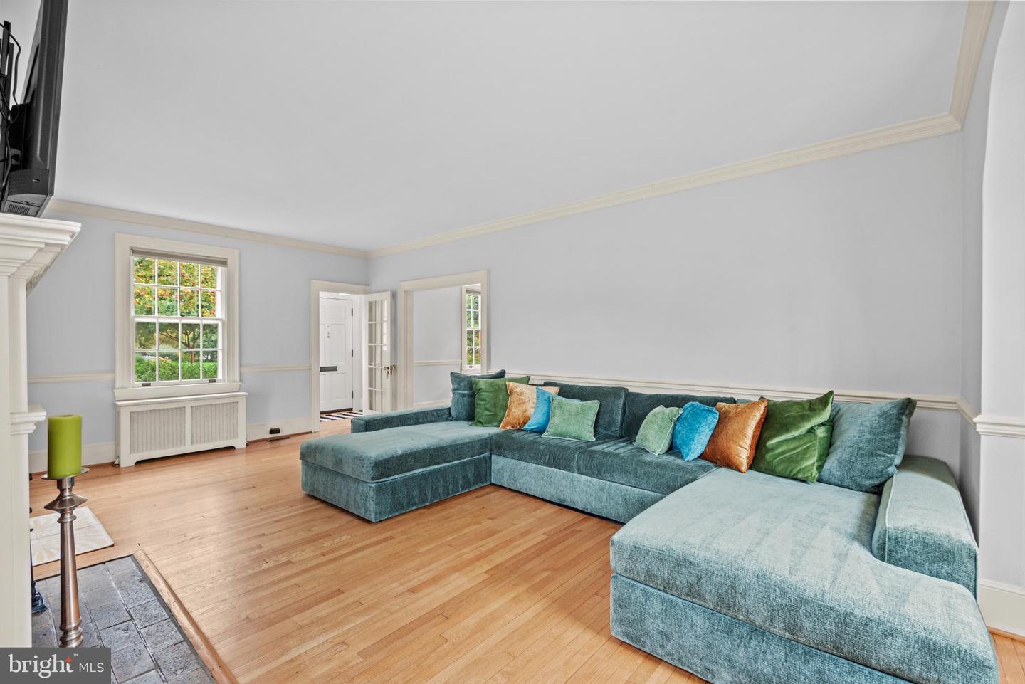 1107 KENMORE AVE, FREDERICKSBURG, Virginia 22401, 4 Bedrooms Bedrooms, 6 Rooms Rooms,1 BathroomBathrooms,Residential,For sale,1107 KENMORE AVE,VAFB2009056 MLS # VAFB2009056