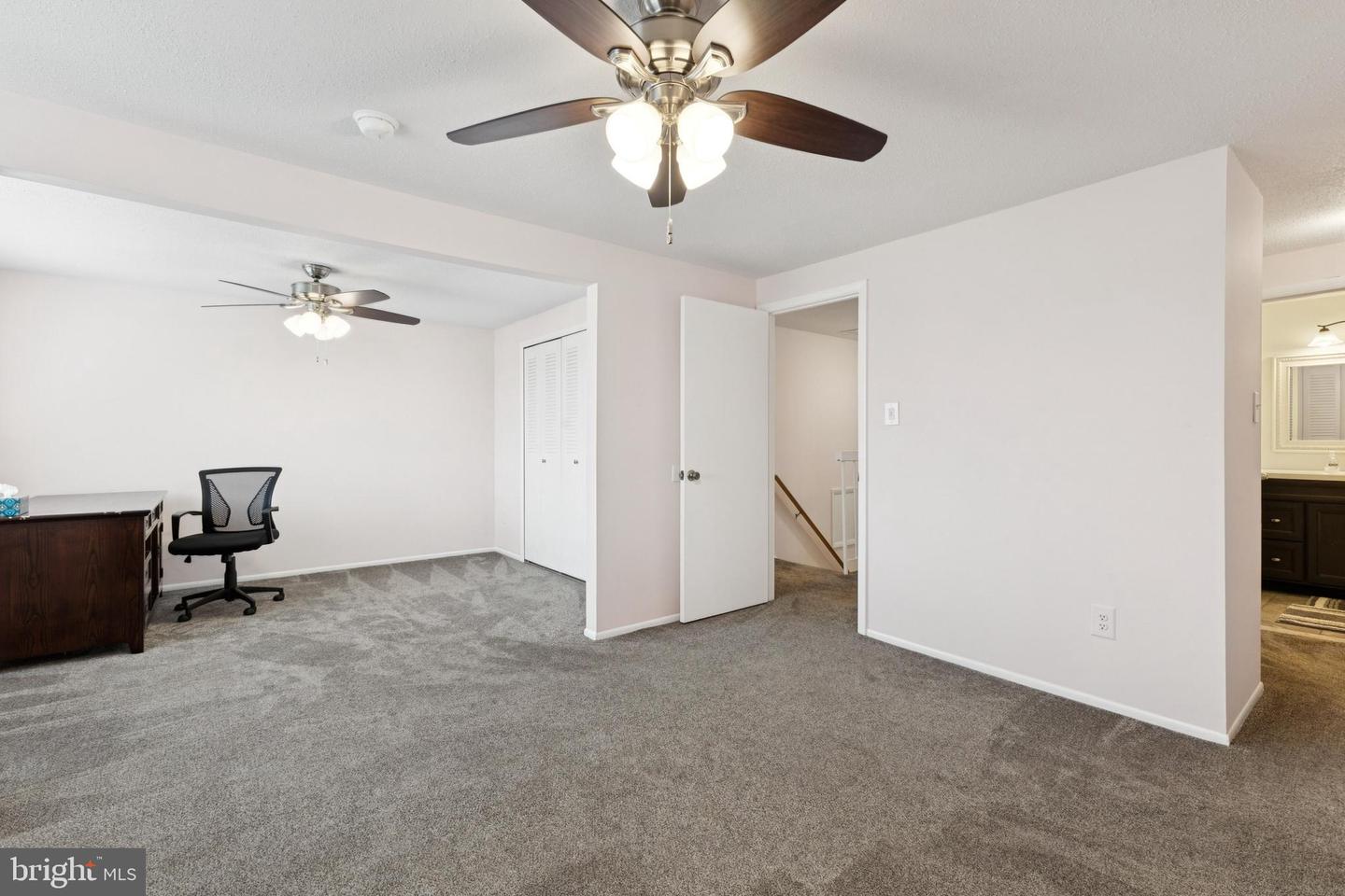 32 REGIS CIR, STERLING, Virginia 20164, 3 Bedrooms Bedrooms, ,2 BathroomsBathrooms,Residential,For sale,32 REGIS CIR,VALO2108108 MLS # VALO2108108