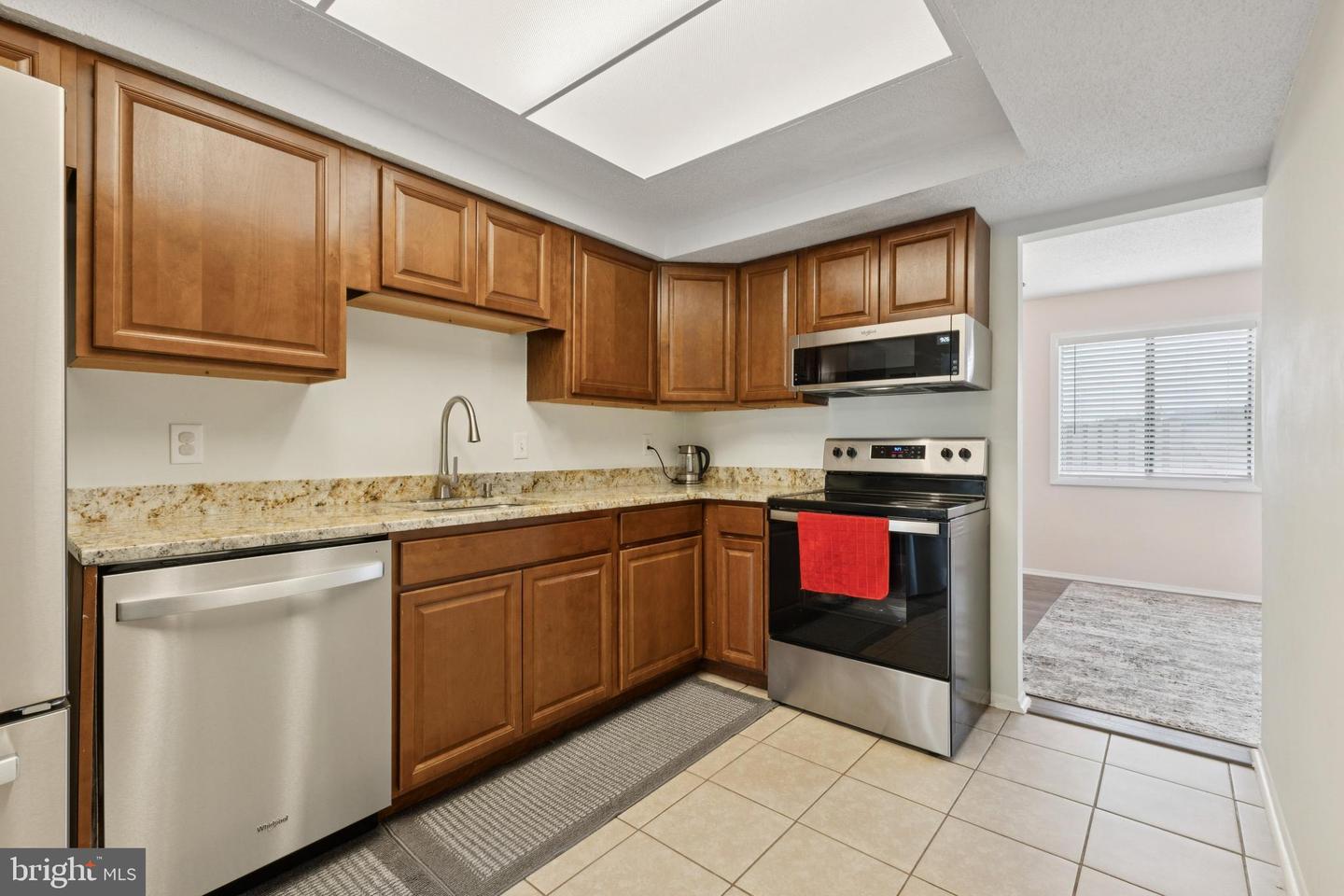 32 REGIS CIR, STERLING, Virginia 20164, 3 Bedrooms Bedrooms, ,2 BathroomsBathrooms,Residential,For sale,32 REGIS CIR,VALO2108108 MLS # VALO2108108