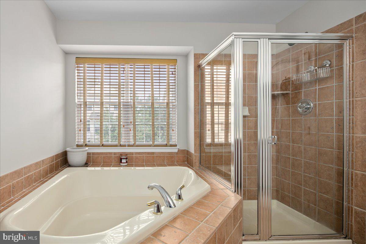 19595 ASPENDALE SQ, ASHBURN, Virginia 20147, 4 Bedrooms Bedrooms, ,2 BathroomsBathrooms,Residential,For sale,19595 ASPENDALE SQ,VALO2108116 MLS # VALO2108116
