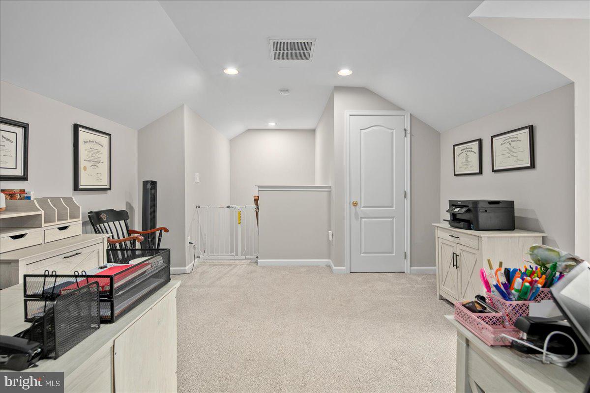 19595 ASPENDALE SQ, ASHBURN, Virginia 20147, 4 Bedrooms Bedrooms, ,2 BathroomsBathrooms,Residential,For sale,19595 ASPENDALE SQ,VALO2108116 MLS # VALO2108116
