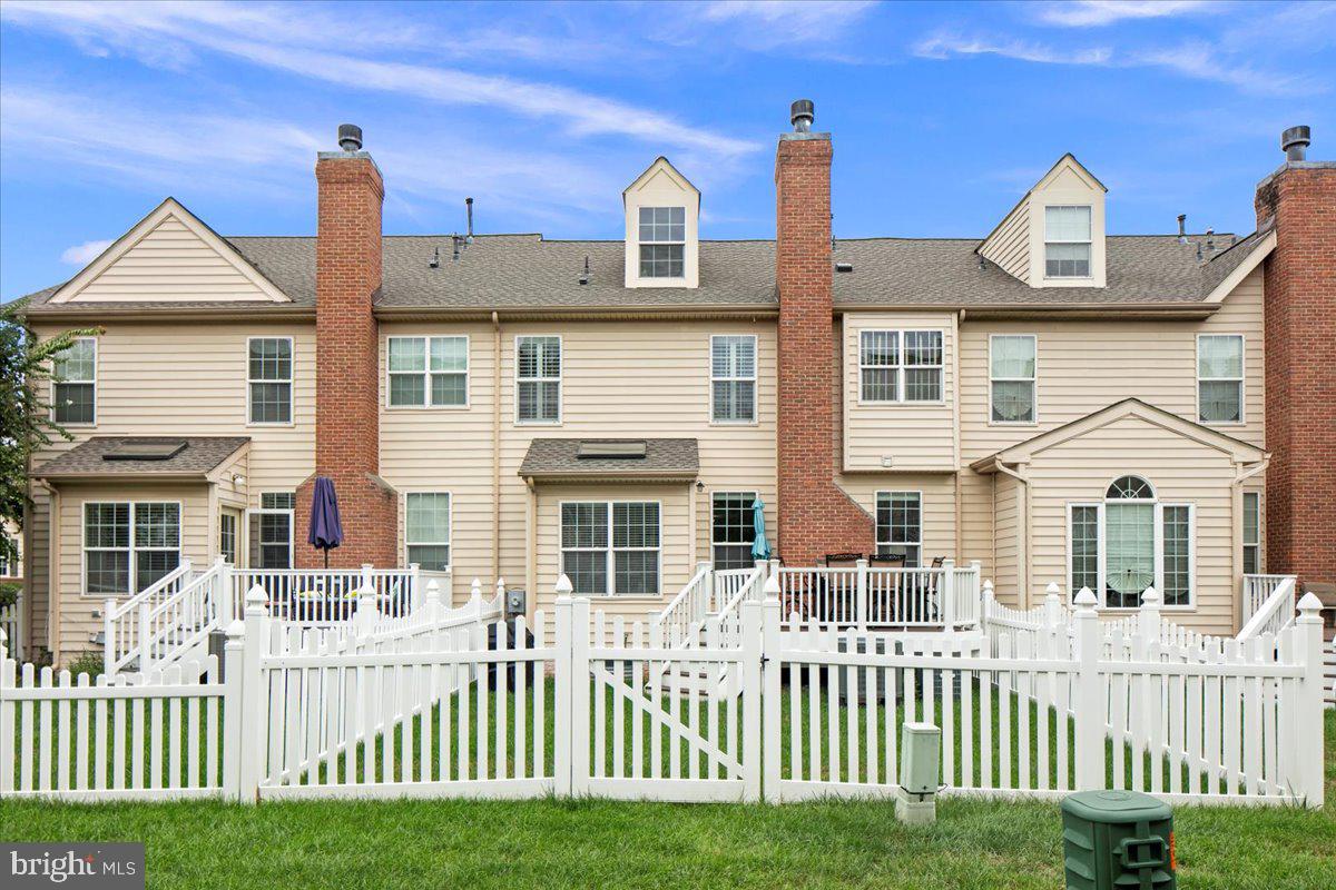 19595 ASPENDALE SQ, ASHBURN, Virginia 20147, 4 Bedrooms Bedrooms, ,2 BathroomsBathrooms,Residential,For sale,19595 ASPENDALE SQ,VALO2108116 MLS # VALO2108116