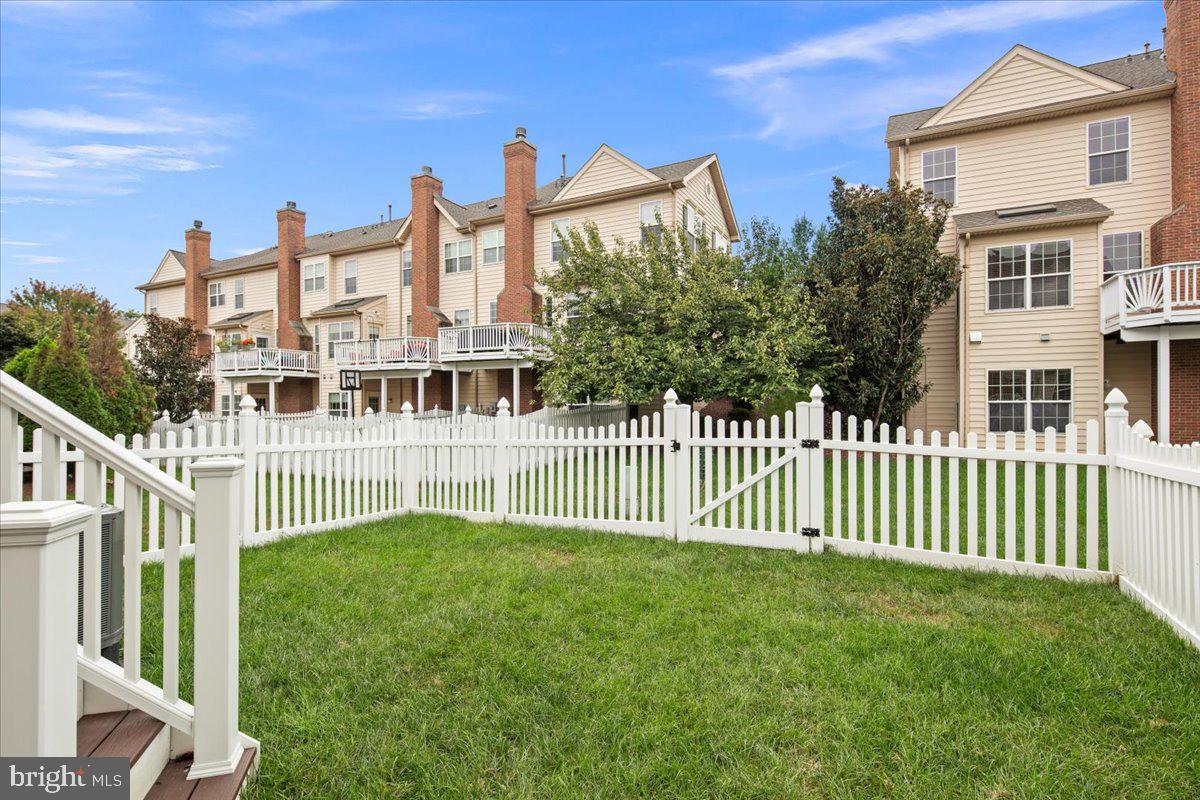 19595 ASPENDALE SQ, ASHBURN, Virginia 20147, 4 Bedrooms Bedrooms, ,2 BathroomsBathrooms,Residential,For sale,19595 ASPENDALE SQ,VALO2108116 MLS # VALO2108116