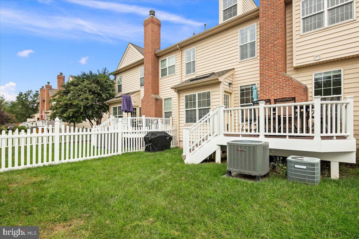 19595 ASPENDALE SQ, ASHBURN, Virginia 20147, 4 Bedrooms Bedrooms, ,2 BathroomsBathrooms,Residential,For sale,19595 ASPENDALE SQ,VALO2108116 MLS # VALO2108116