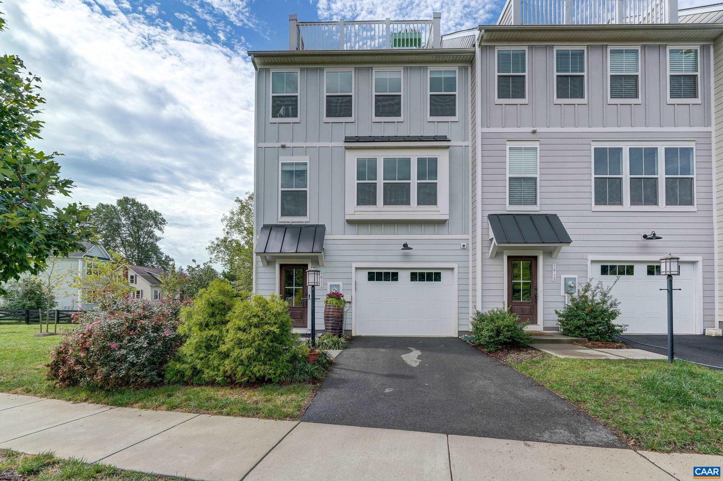 5911 MCCOMB ST, CROZET, Virginia 22932, 4 Bedrooms Bedrooms, ,3 BathroomsBathrooms,Residential,For sale,5911 MCCOMB ST,669611 MLS # 669611