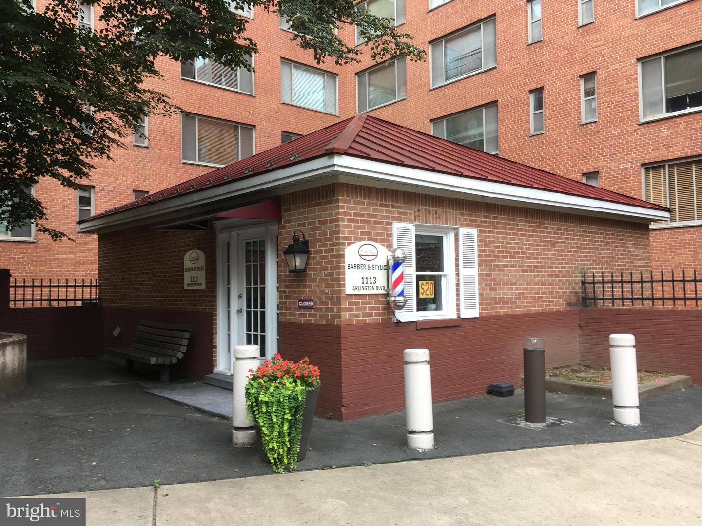 1121 ARLINGTON BLVD #827, ARLINGTON, Virginia 22209, ,1 BathroomBathrooms,Residential,For sale,1121 ARLINGTON BLVD #827,VAAR2064422 MLS # VAAR2064422