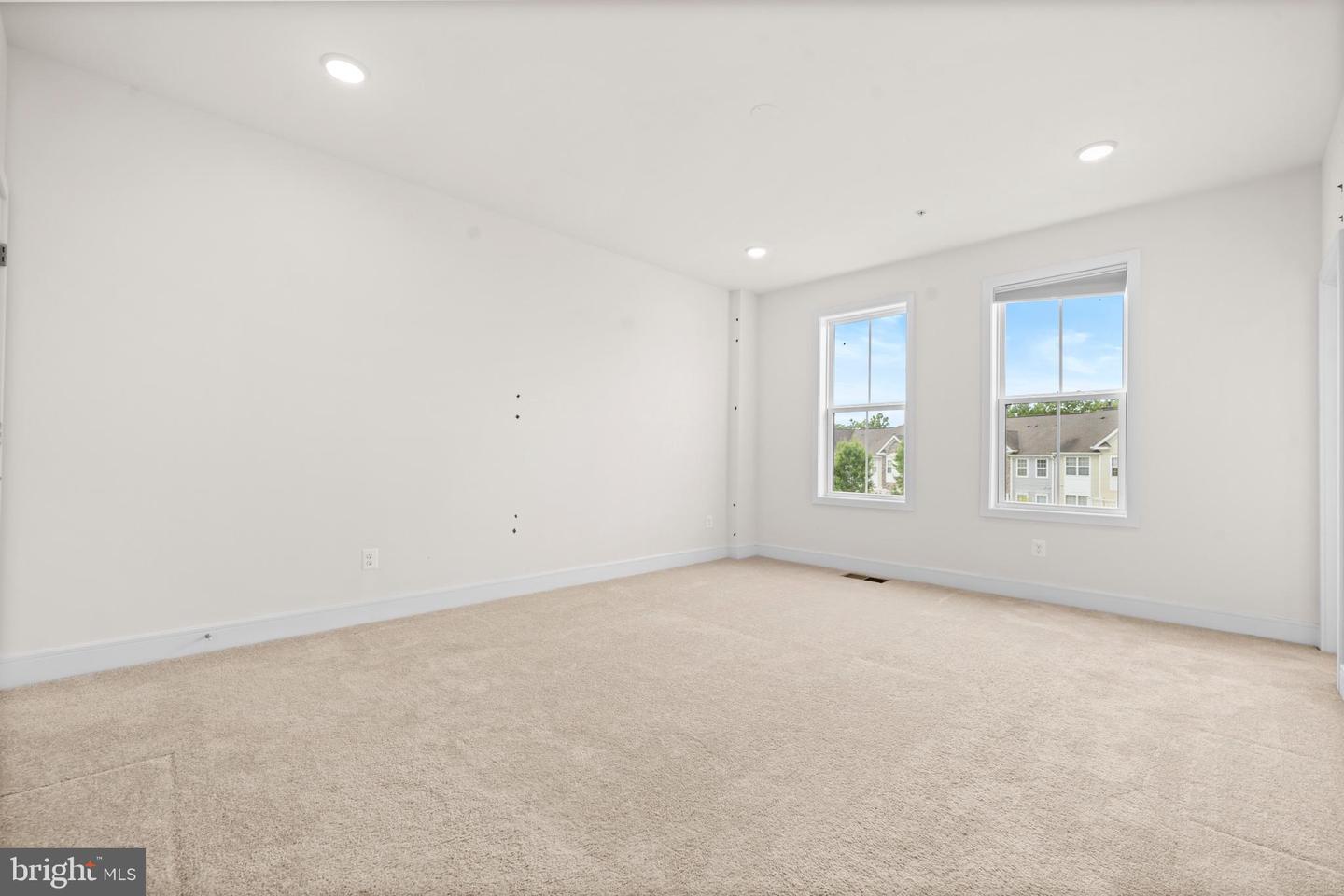 43382 FARRINGDON SQ, BROADLANDS, Virginia 20148, 3 Bedrooms Bedrooms, ,2 BathroomsBathrooms,Residential,For sale,43382 FARRINGDON SQ,VALO2108124 MLS # VALO2108124