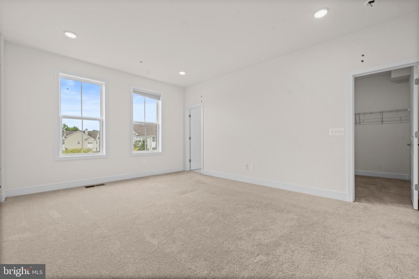 43382 FARRINGDON SQ, BROADLANDS, Virginia 20148, 3 Bedrooms Bedrooms, ,2 BathroomsBathrooms,Residential,For sale,43382 FARRINGDON SQ,VALO2108124 MLS # VALO2108124