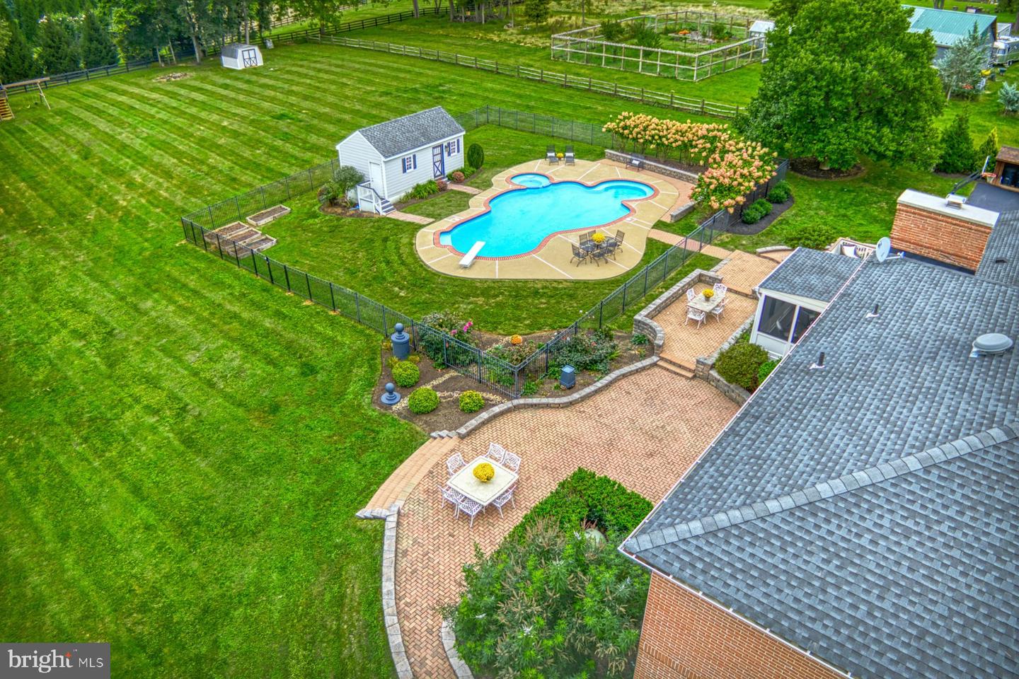 37586 HUGHESVILLE RD, PURCELLVILLE, Virginia 20132, 4 Bedrooms Bedrooms, ,3 BathroomsBathrooms,Residential,For sale,37586 HUGHESVILLE RD,VALO2108134 MLS # VALO2108134