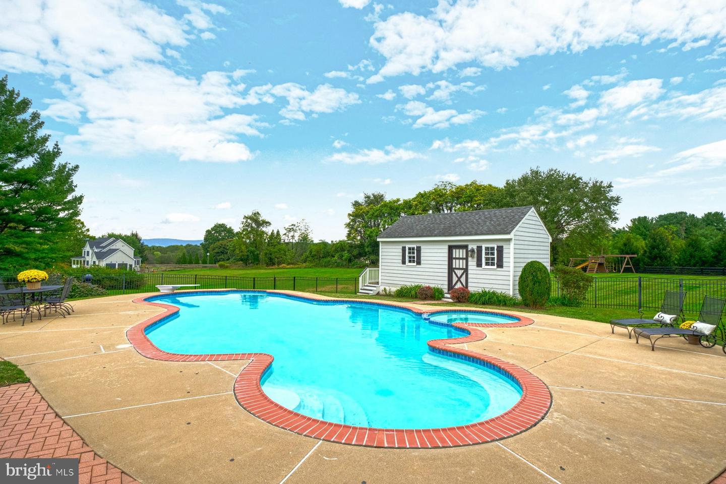 37586 HUGHESVILLE RD, PURCELLVILLE, Virginia 20132, 4 Bedrooms Bedrooms, ,3 BathroomsBathrooms,Residential,For sale,37586 HUGHESVILLE RD,VALO2108134 MLS # VALO2108134