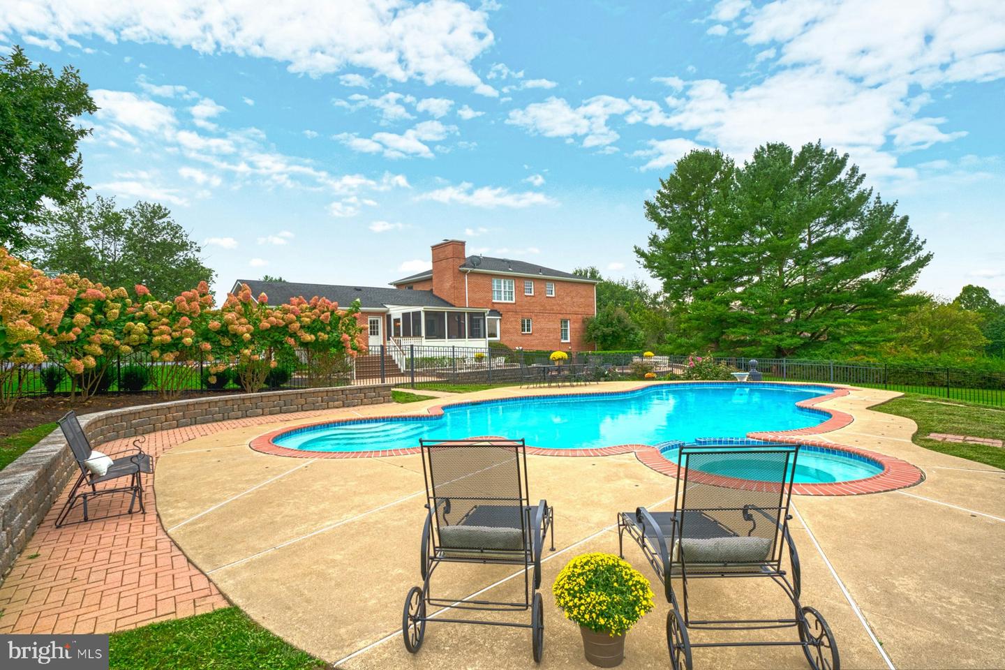 37586 HUGHESVILLE RD, PURCELLVILLE, Virginia 20132, 4 Bedrooms Bedrooms, ,3 BathroomsBathrooms,Residential,For sale,37586 HUGHESVILLE RD,VALO2108134 MLS # VALO2108134