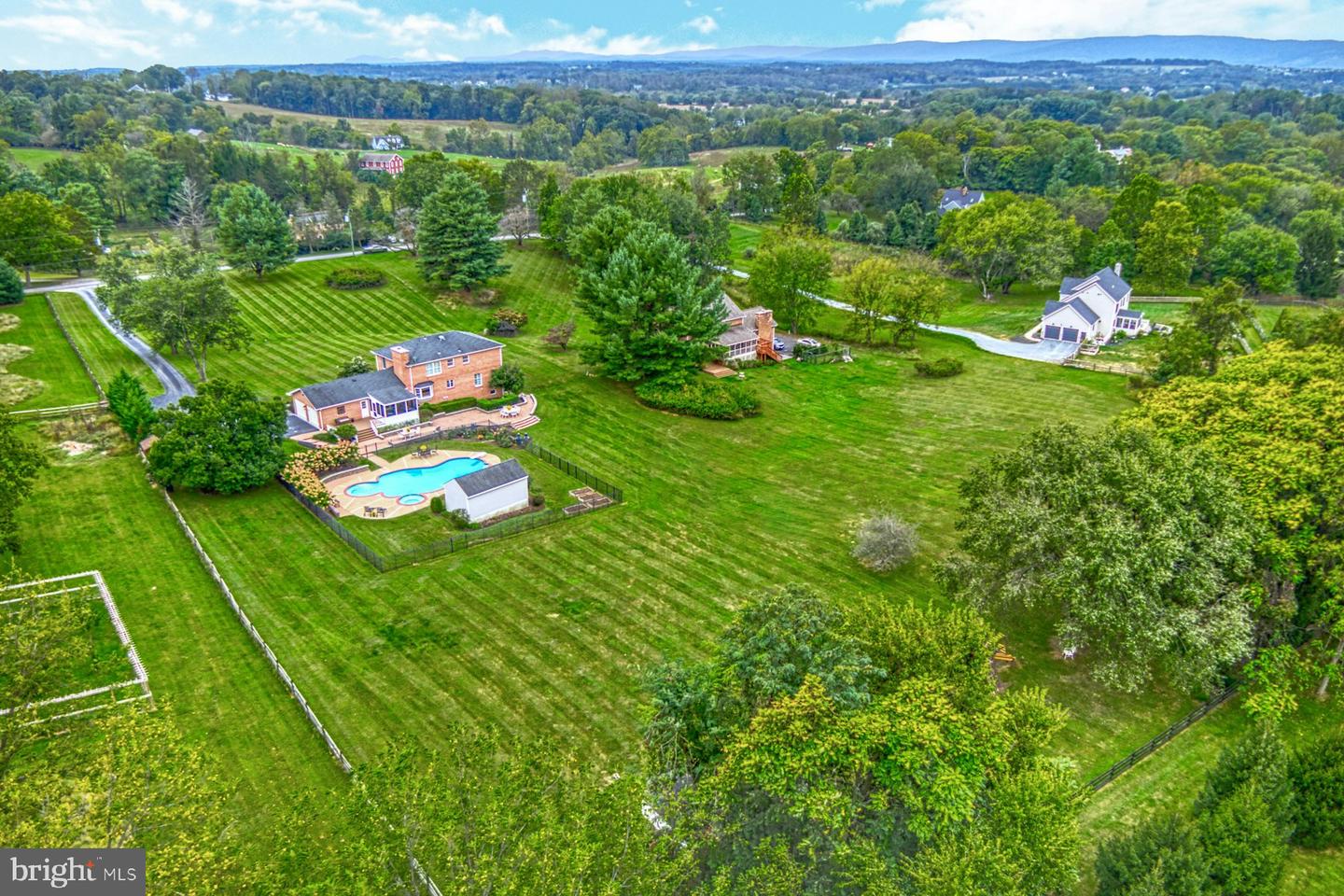 37586 HUGHESVILLE RD, PURCELLVILLE, Virginia 20132, 4 Bedrooms Bedrooms, ,3 BathroomsBathrooms,Residential,For sale,37586 HUGHESVILLE RD,VALO2108134 MLS # VALO2108134