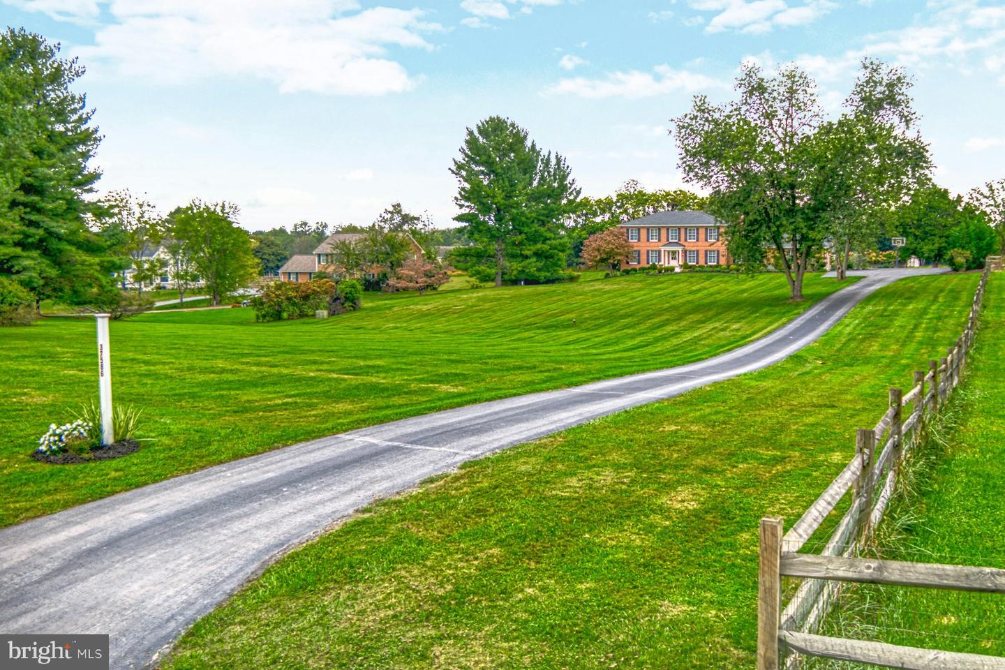 37586 HUGHESVILLE RD, PURCELLVILLE, Virginia 20132, 4 Bedrooms Bedrooms, ,3 BathroomsBathrooms,Residential,For sale,37586 HUGHESVILLE RD,VALO2108134 MLS # VALO2108134