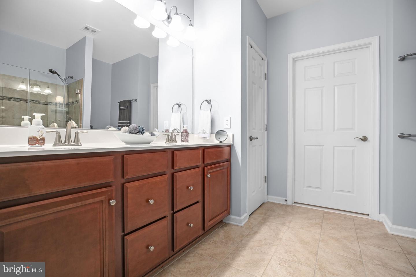 183 LONG POINT DR, FREDERICKSBURG, Virginia 22406, 3 Bedrooms Bedrooms, ,3 BathroomsBathrooms,Residential,For sale,183 LONG POINT DR,VAST2043248 MLS # VAST2043248
