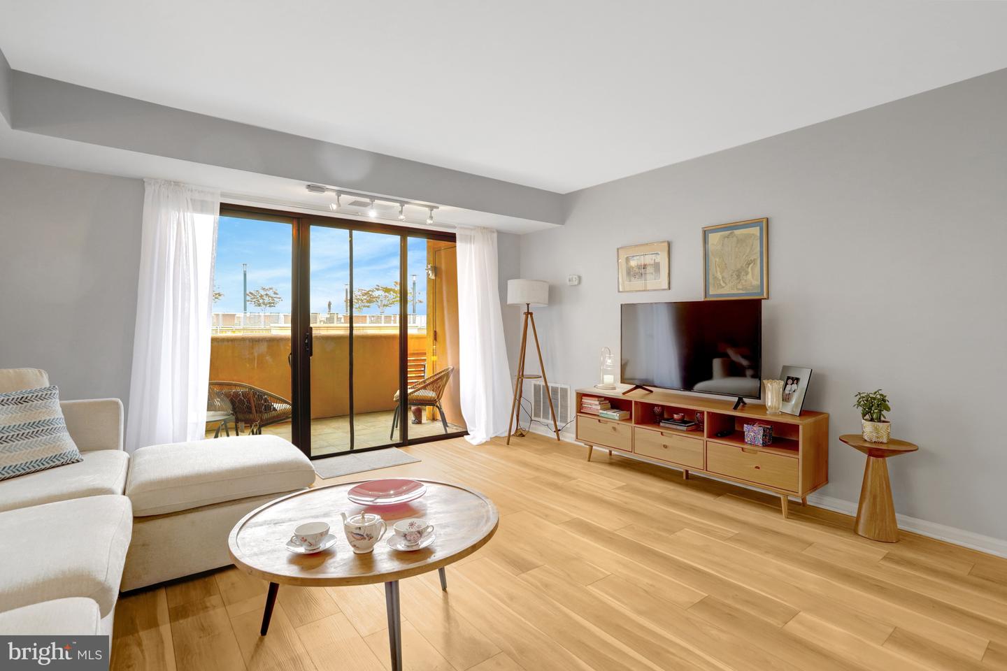 1301 N COURTHOUSE RD #1108, ARLINGTON, Virginia 22201, 2 Bedrooms Bedrooms, ,2 BathroomsBathrooms,Residential,For sale,1301 N COURTHOUSE RD #1108,VAAR2064510 MLS # VAAR2064510