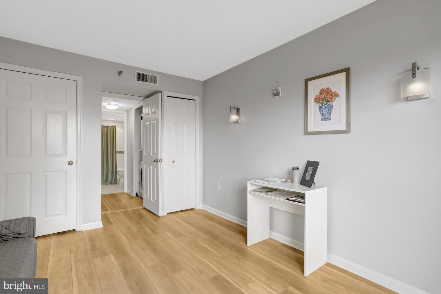 1301 N COURTHOUSE RD #1108, ARLINGTON, Virginia 22201, 2 Bedrooms Bedrooms, ,2 BathroomsBathrooms,Residential,For sale,1301 N COURTHOUSE RD #1108,VAAR2064510 MLS # VAAR2064510