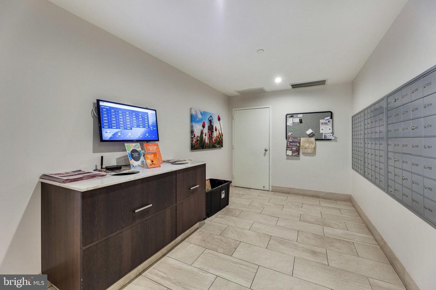 1301 N COURTHOUSE RD #1108, ARLINGTON, Virginia 22201, 2 Bedrooms Bedrooms, ,2 BathroomsBathrooms,Residential,For sale,1301 N COURTHOUSE RD #1108,VAAR2064510 MLS # VAAR2064510