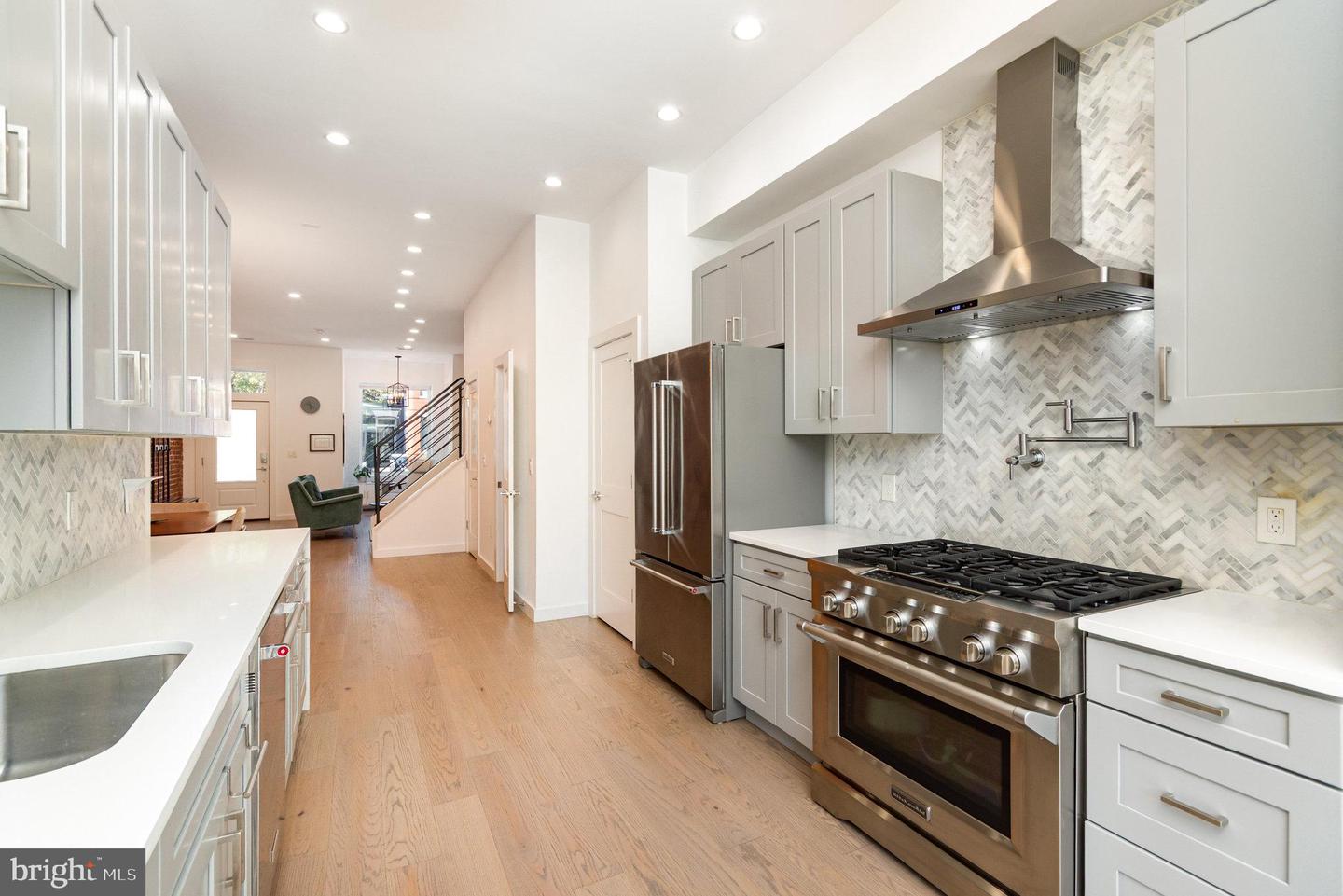 1741 1ST ST NW, WASHINGTON, District Of Columbia 20001, 3 Bedrooms Bedrooms, 13 Rooms Rooms,3 BathroomsBathrooms,Residential,For sale,1741 1ST ST NW,DCDC2225412 MLS # DCDC2225412