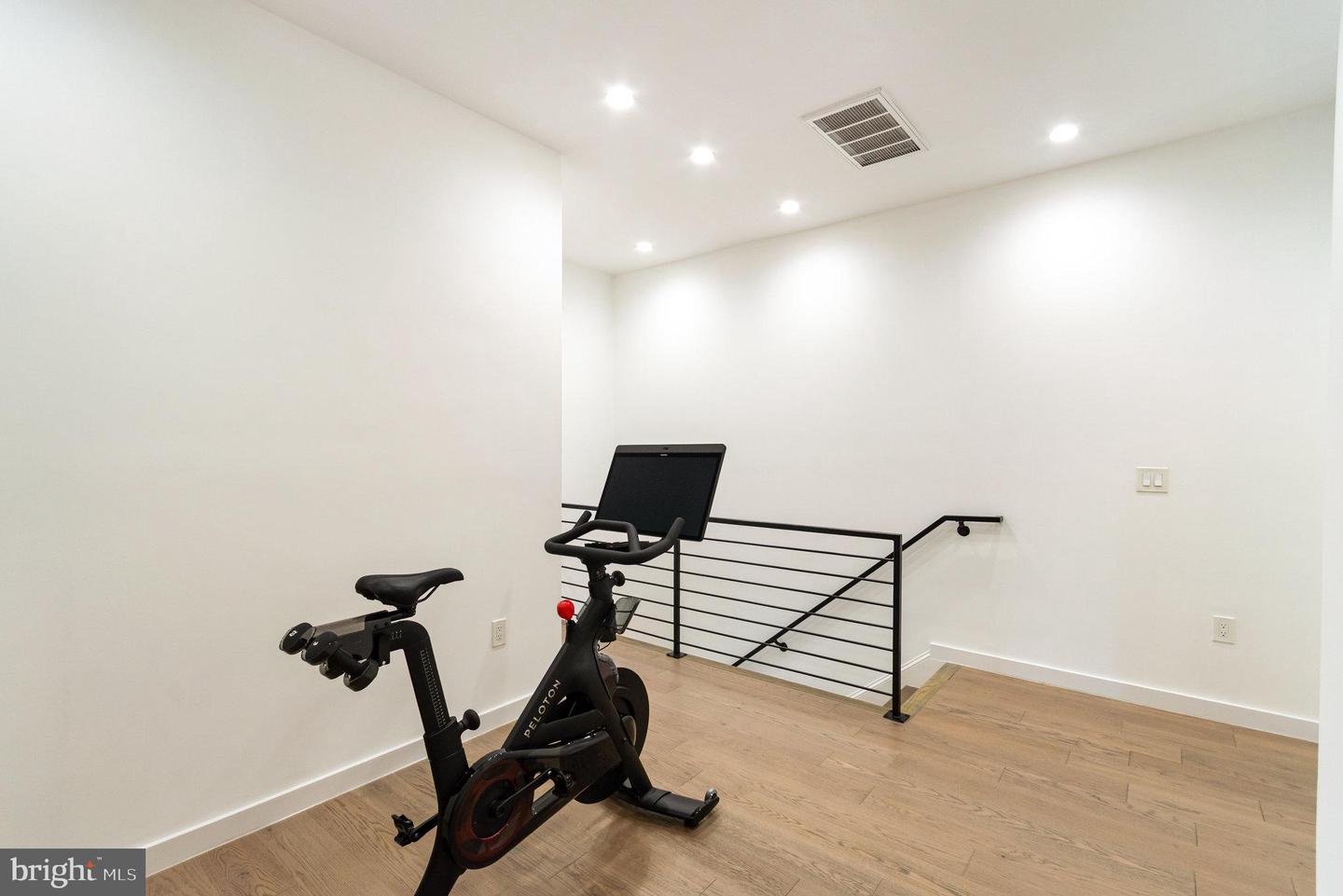 1741 1ST ST NW, WASHINGTON, District Of Columbia 20001, 3 Bedrooms Bedrooms, 13 Rooms Rooms,3 BathroomsBathrooms,Residential,For sale,1741 1ST ST NW,DCDC2225412 MLS # DCDC2225412