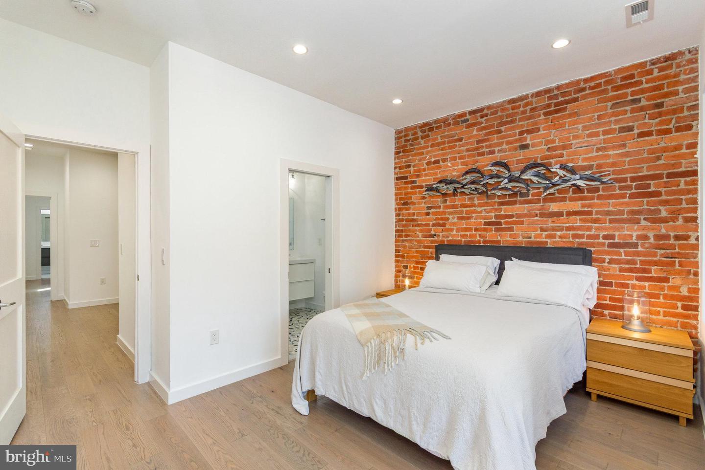 1741 1ST ST NW, WASHINGTON, District Of Columbia 20001, 3 Bedrooms Bedrooms, 13 Rooms Rooms,3 BathroomsBathrooms,Residential,For sale,1741 1ST ST NW,DCDC2225412 MLS # DCDC2225412