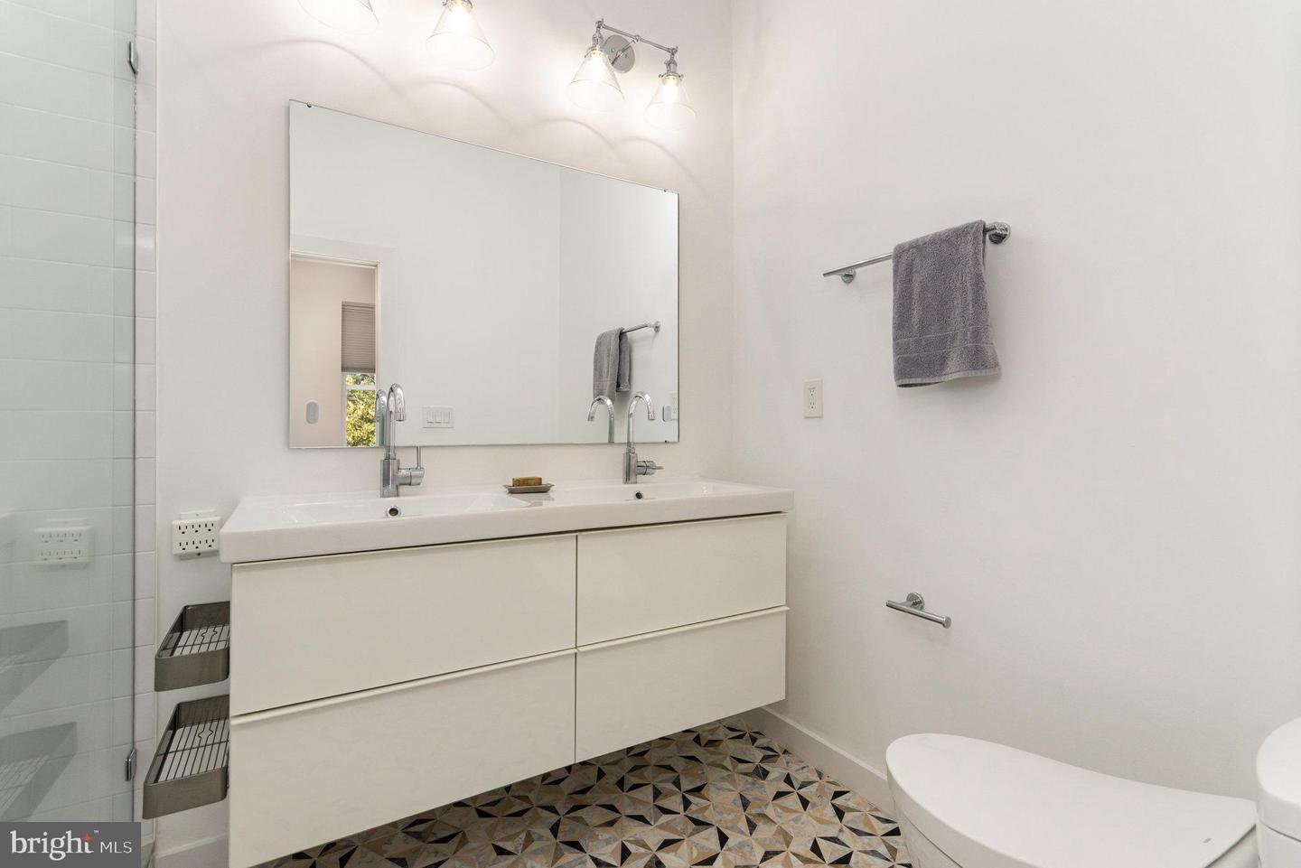 1741 1ST ST NW, WASHINGTON, District Of Columbia 20001, 3 Bedrooms Bedrooms, 13 Rooms Rooms,3 BathroomsBathrooms,Residential,For sale,1741 1ST ST NW,DCDC2225412 MLS # DCDC2225412