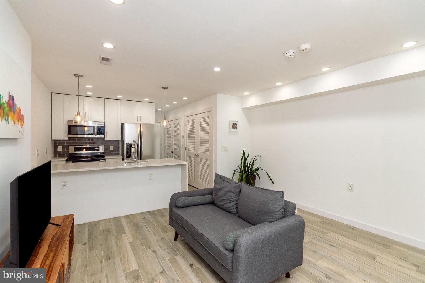 1741 1ST ST NW, WASHINGTON, District Of Columbia 20001, 3 Bedrooms Bedrooms, 13 Rooms Rooms,3 BathroomsBathrooms,Residential,For sale,1741 1ST ST NW,DCDC2225412 MLS # DCDC2225412